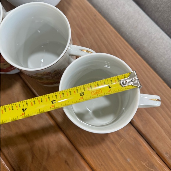 Vintage Japan pedestal‎ mugs fruits Elegant White Ceramic Fruit Design Mugs Set - Picture 5 of 5